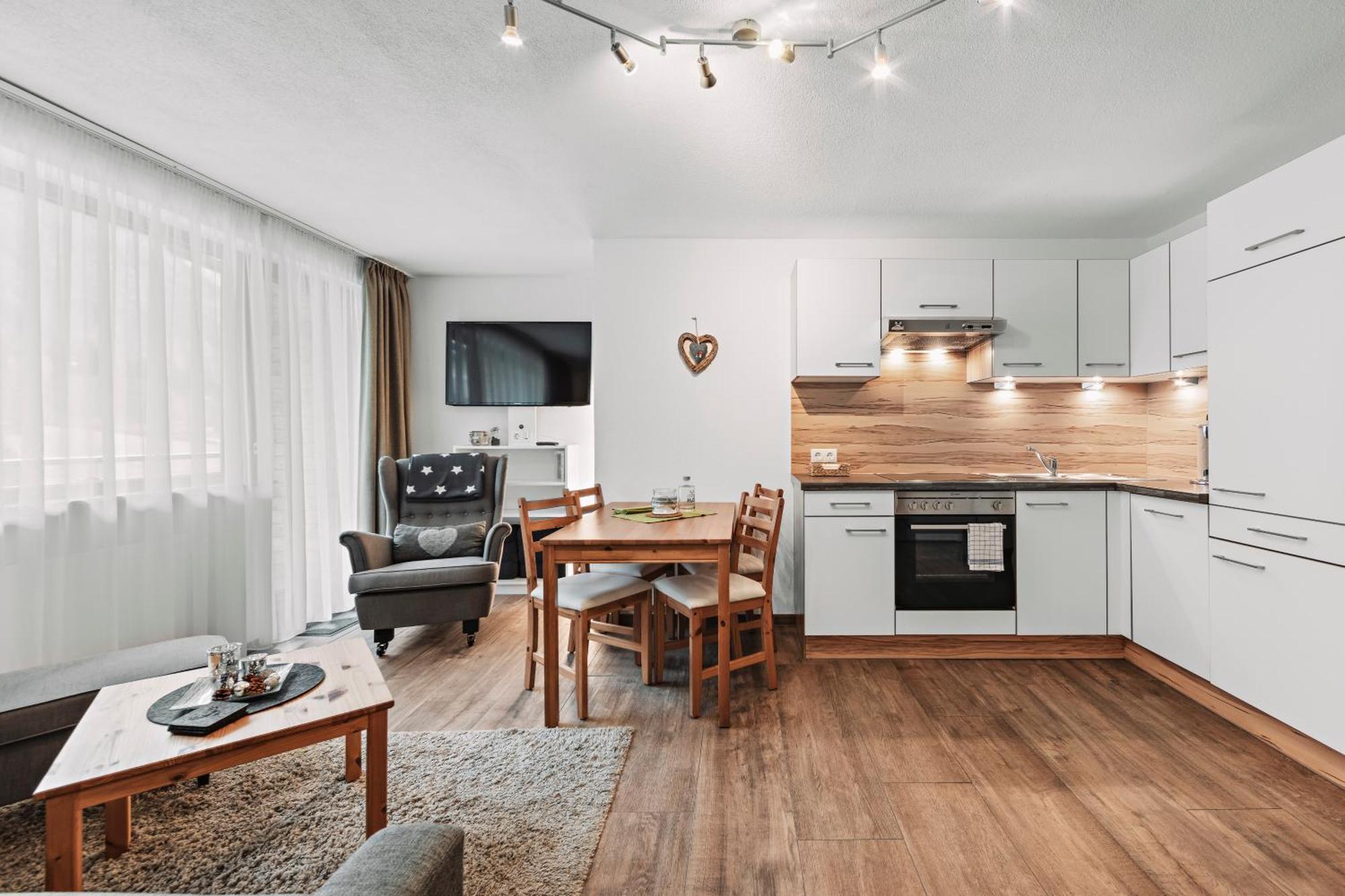 Herzblut Wohlfuehl Appartements เอิทซ์ ภายนอก รูปภาพ