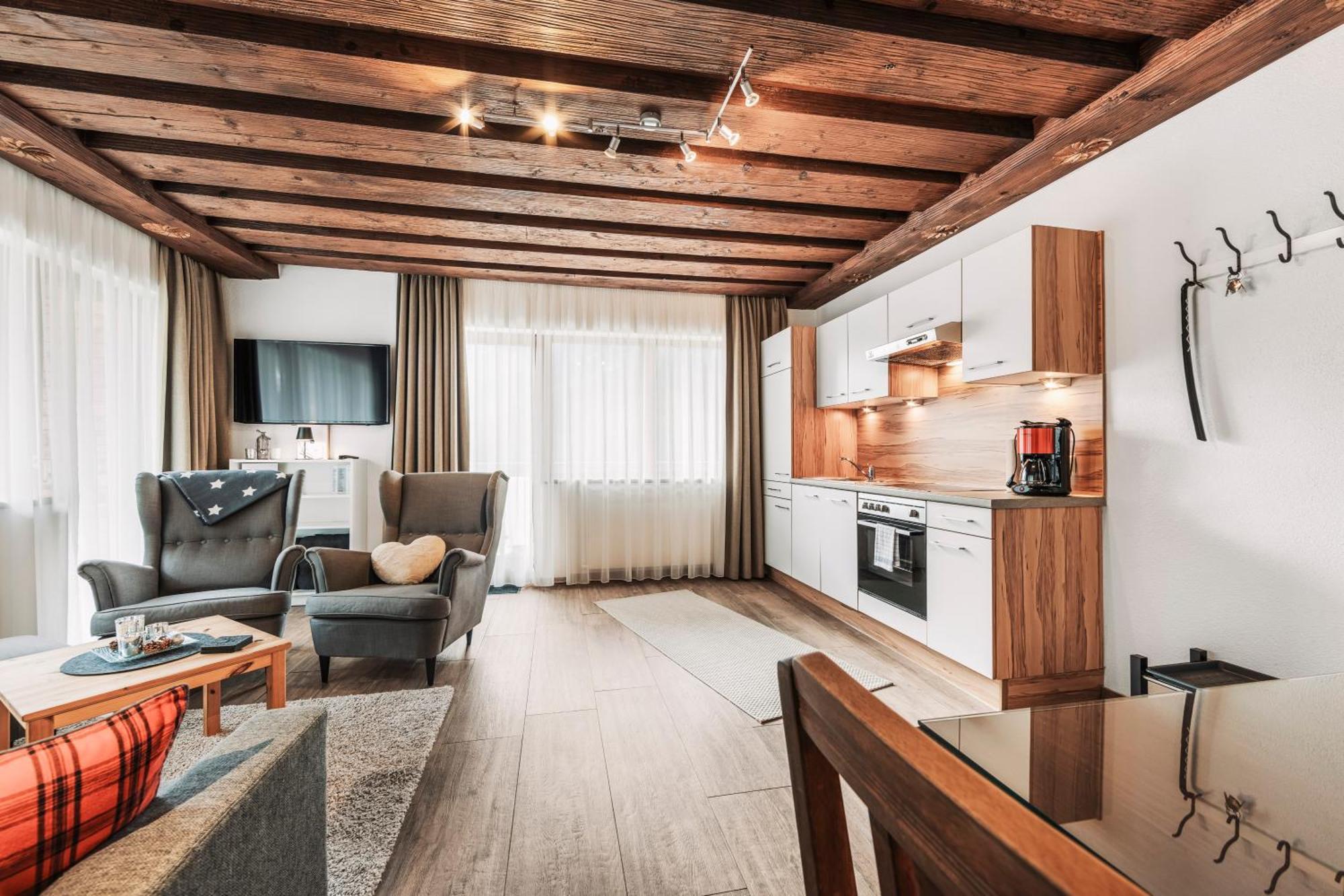 Herzblut Wohlfuehl Appartements เอิทซ์ ภายนอก รูปภาพ