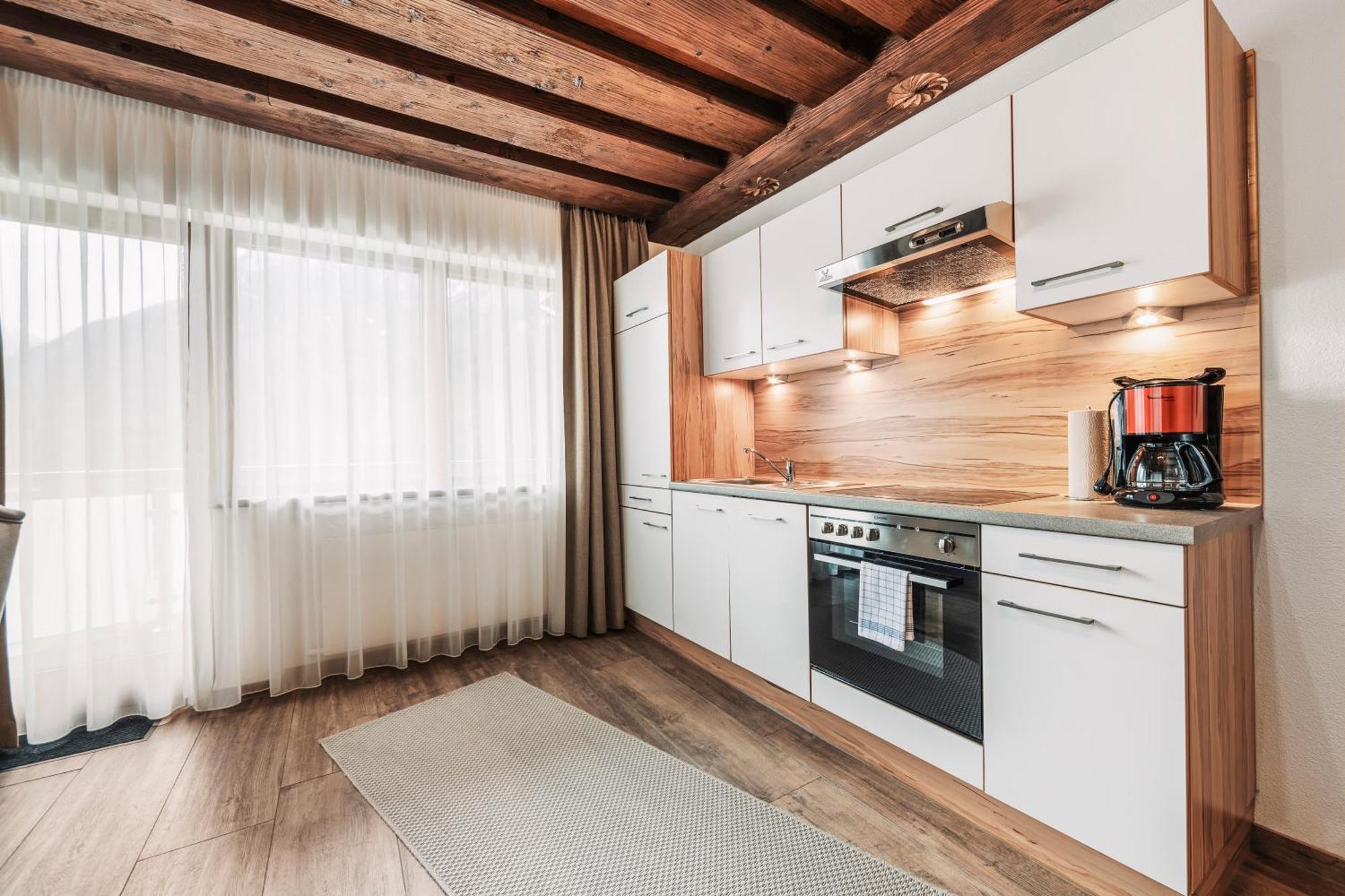 Herzblut Wohlfuehl Appartements เอิทซ์ ภายนอก รูปภาพ