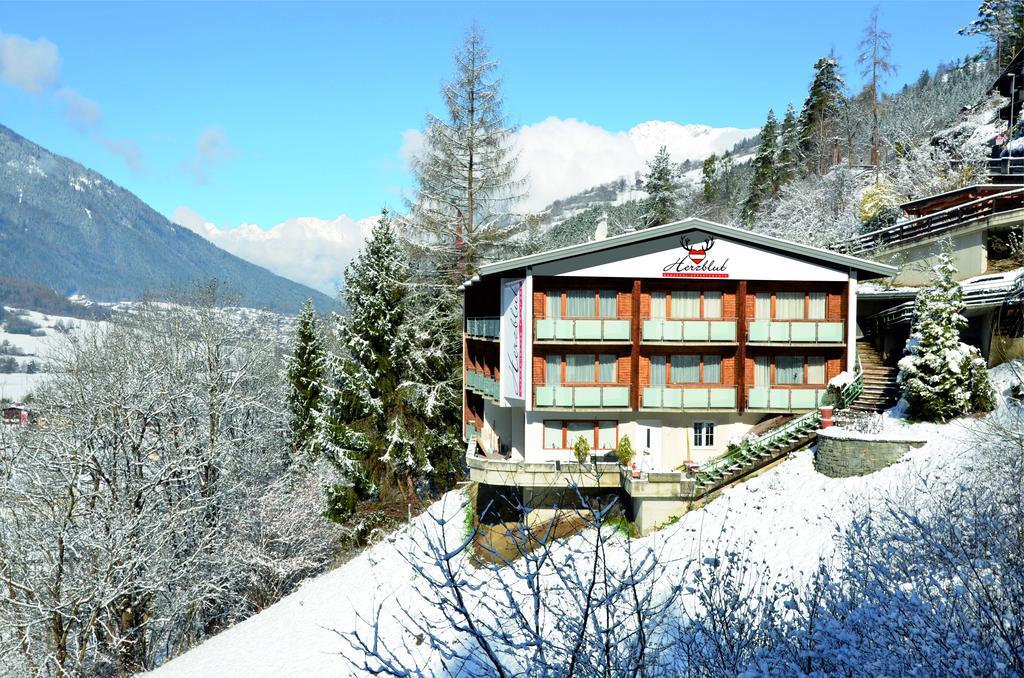 Herzblut Wohlfuehl Appartements เอิทซ์ ภายนอก รูปภาพ